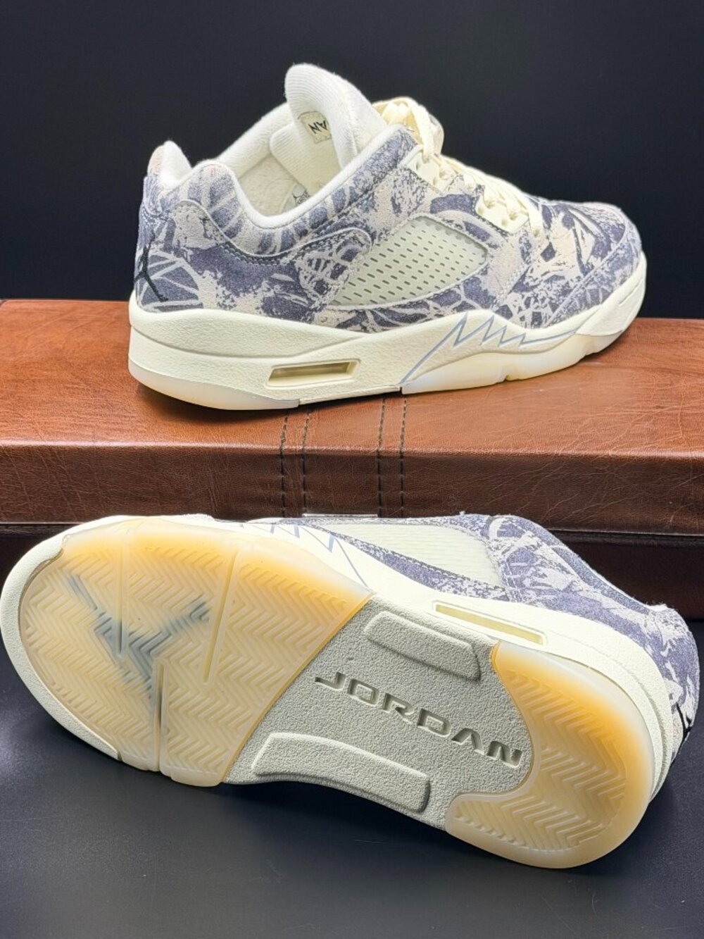 Wmns Air Jordan 5 Retro Low Expression